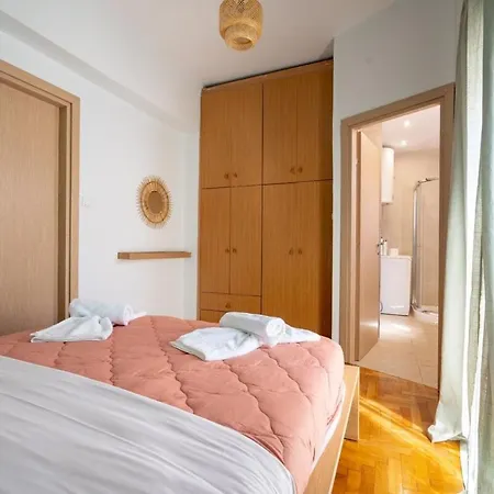 Breezy Maisonette In Zea For 5 Piraeus